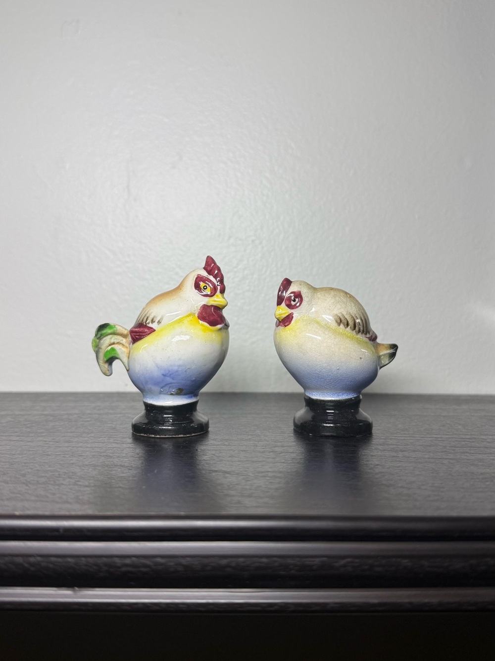 Vintage 1970s Ceramic Chicken / Rooster Salt & Pepper Shakers Made In Japan
